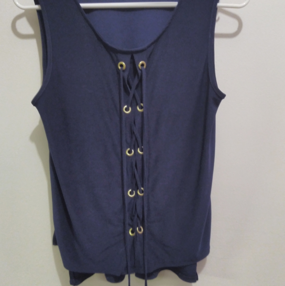2/$15 Tovia Size Medium Top